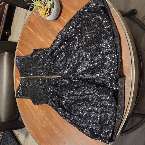 Issi Black Sequin Dress (0789) - Picture 3 of 5